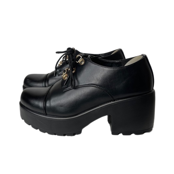 koi Shoes - Koi Footwear Black Faux Leather Chunky Platforms Womens Size 5